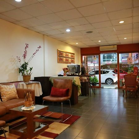 Travel Lodge Surawong (Adults Only) Bangkok Kültér fotó