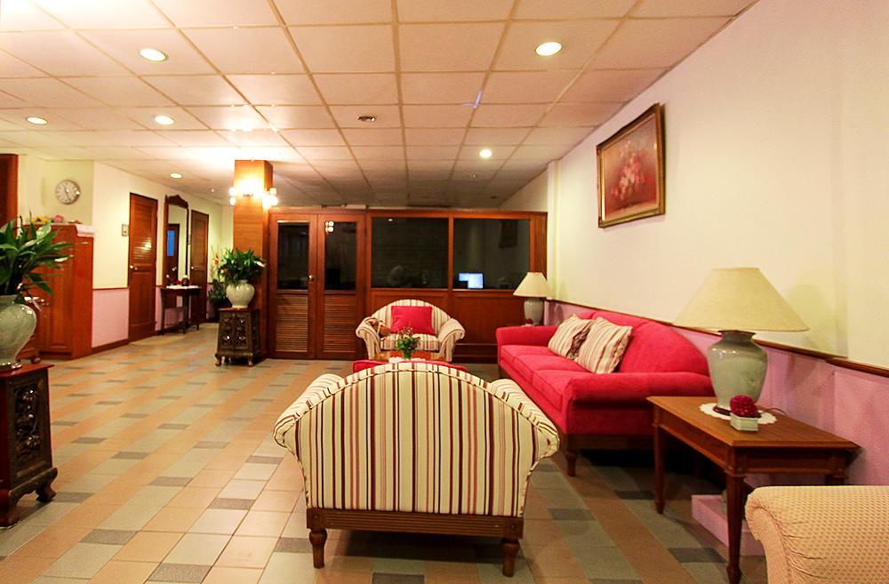 Travel Lodge Surawong (Adults Only) Bangkok Kültér fotó