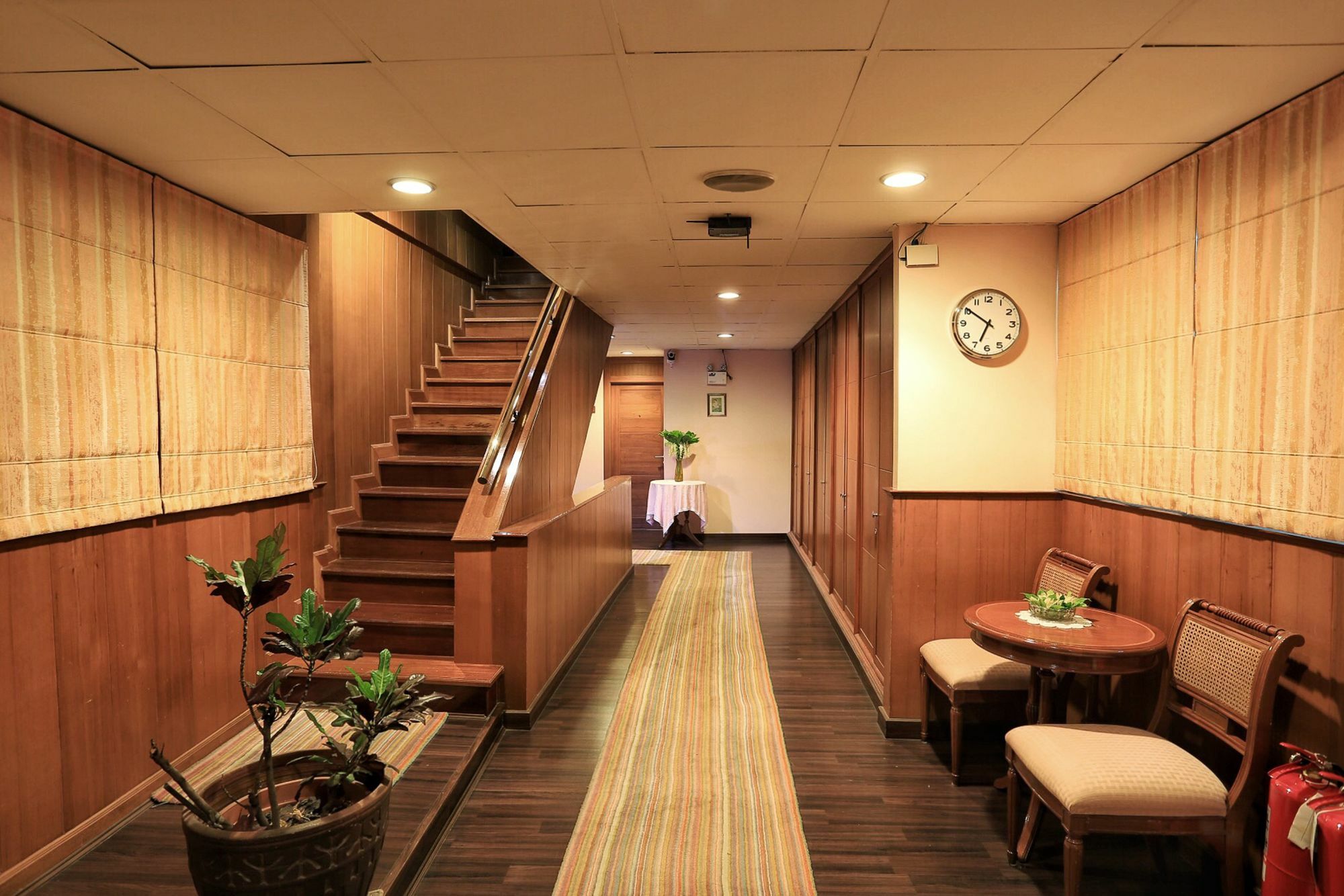 Travel Lodge Surawong (Adults Only) Bangkok Kültér fotó