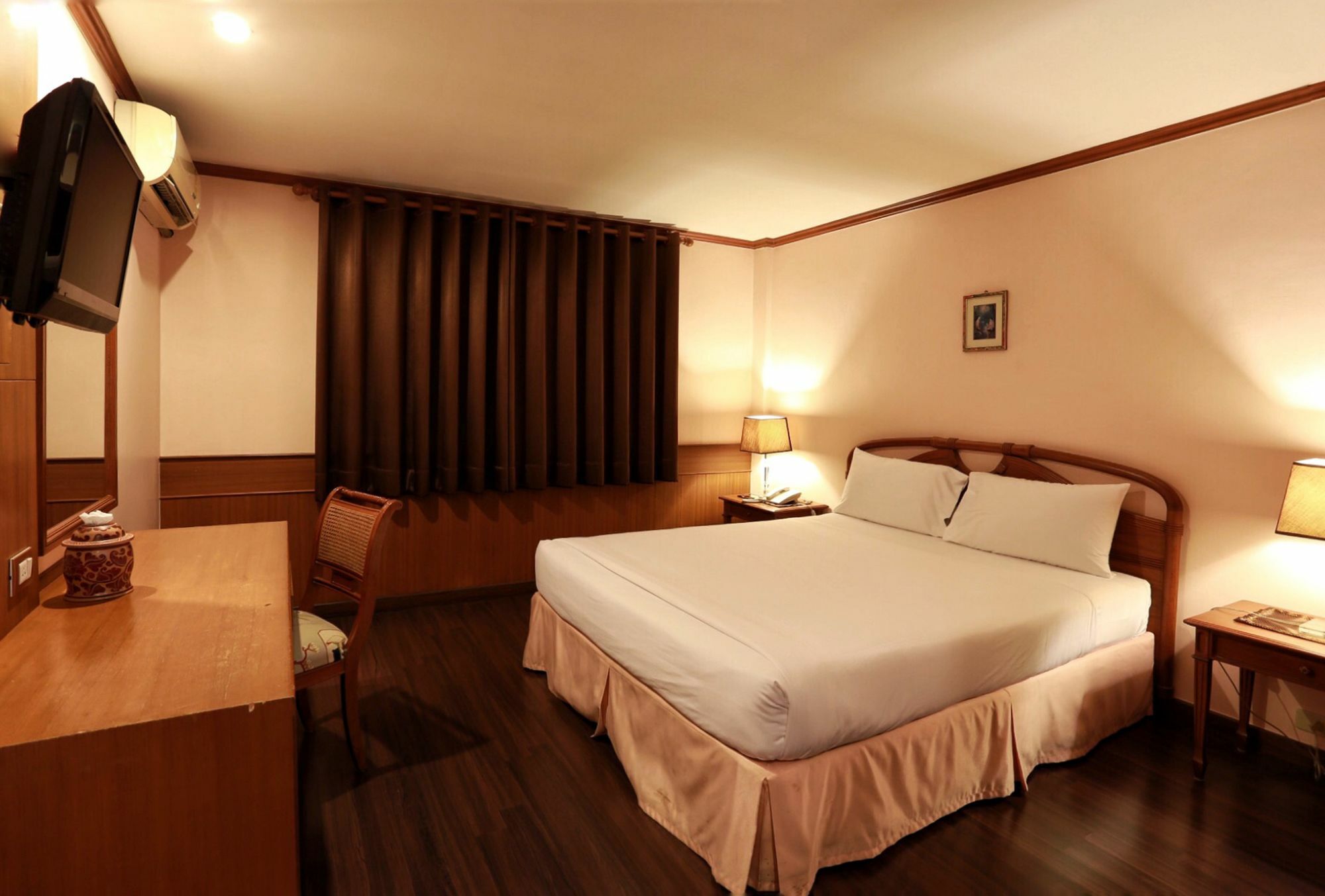 Travel Lodge Surawong (Adults Only) Bangkok Kültér fotó