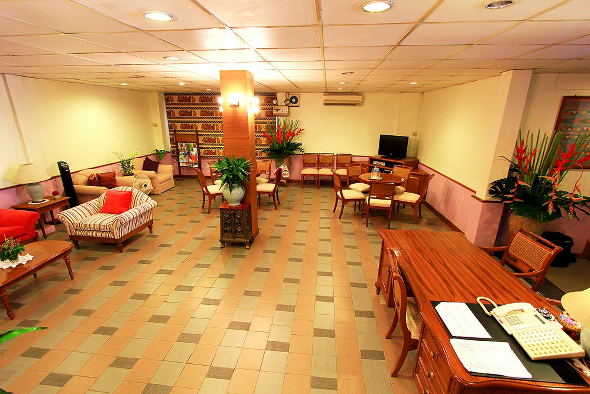 Travel Lodge Surawong (Adults Only) Bangkok Kültér fotó